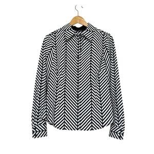CARLISLE black white geometric chevron long sleeve button down shirt top